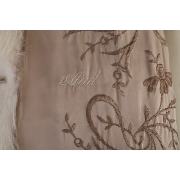 Vintage Ivory Mink Fur Long Hooded Winter Coat Full Plush Luxury Warm Size S - Picture 14 of 16